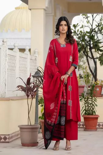 pink floral printed cotton kurta trouser and dupatta set