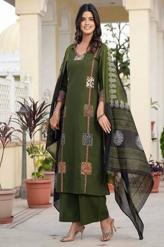 green floral printed cotton kurta trouser and dupatta set