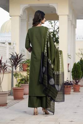 green floral printed cotton kurta trouser and dupatta set 3