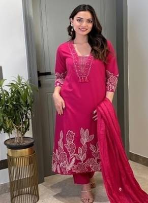 Pink floral embroidered cotton kurta trouser and dupatta set 2