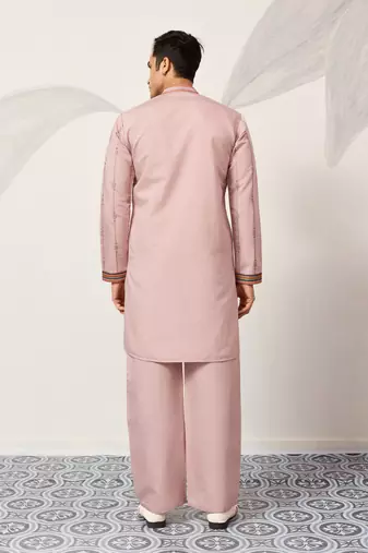LIGHT PINK VISCOSE SILK THREAD & SEQUINS EMBROIDERED WORK WEDDING FESTIVAL PARTY WEAR STRAIGHT MENS KURTA WITH PANT