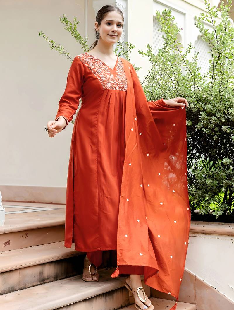 Women ethnic motifs embroidered regular thread work kurta with trousers & with dupatta