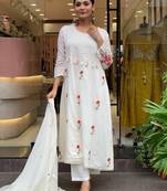 Women ethnic motifs embroidered regular thread work kurta with trousers & with dupatta