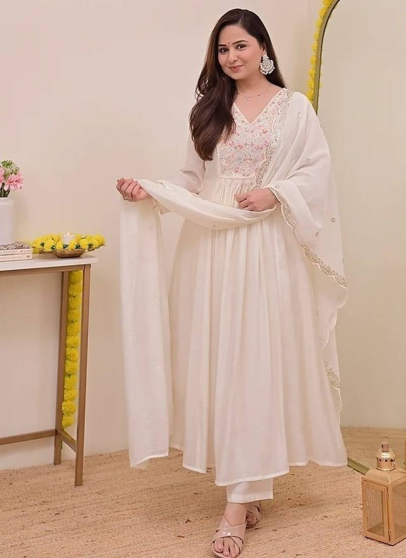 Women floral embroidered panelled thread work kurta with trousers & with dupatta