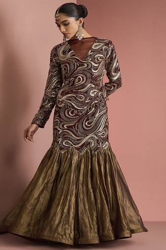 dark brown pure tissue fish cut skirt and top