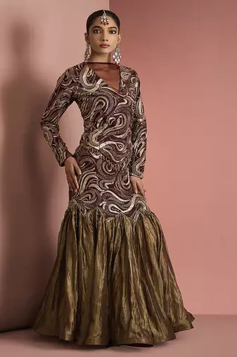 dark brown pure tissue fish cut skirt and top
