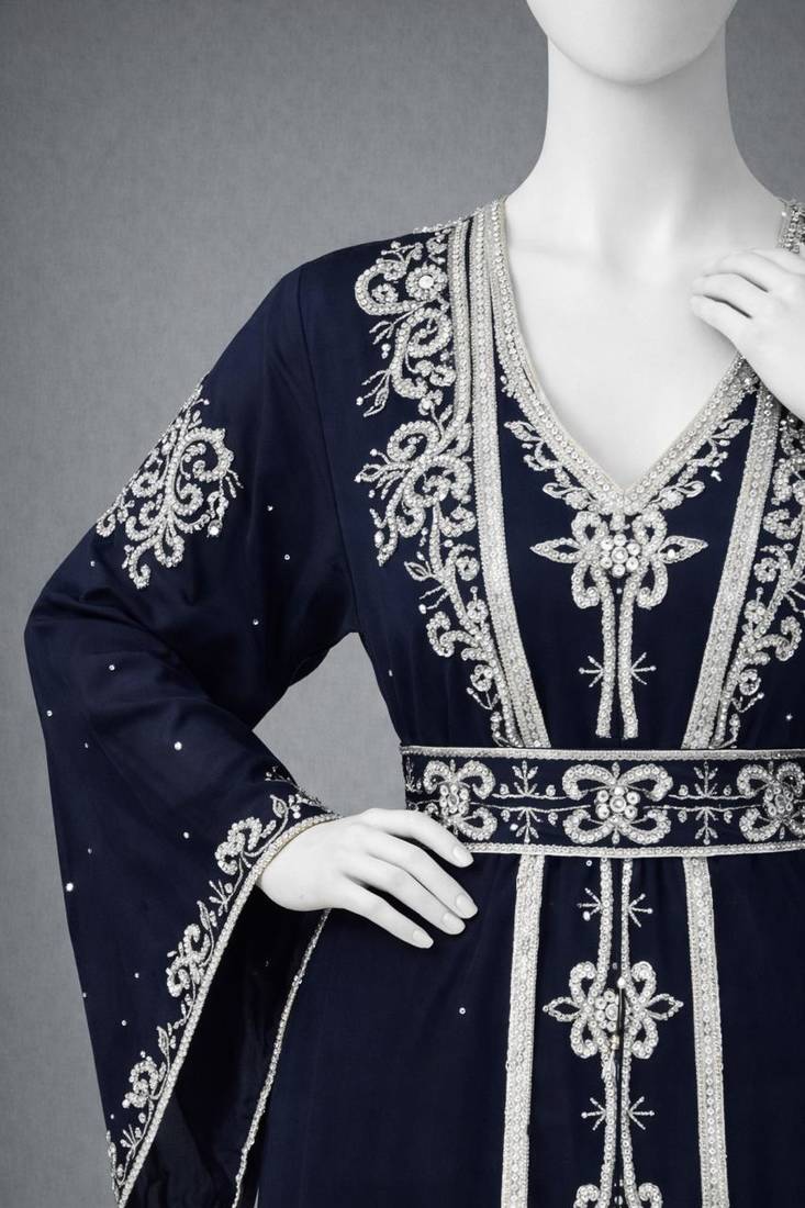 Abaya Georgette Zari Embroidered Kaftan