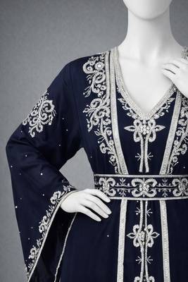 Abaya Georgette Zari Embroidered Kaftan 5