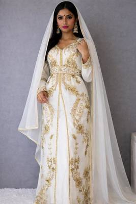Abaya Georgette Zari Embroidered Kaftan 2