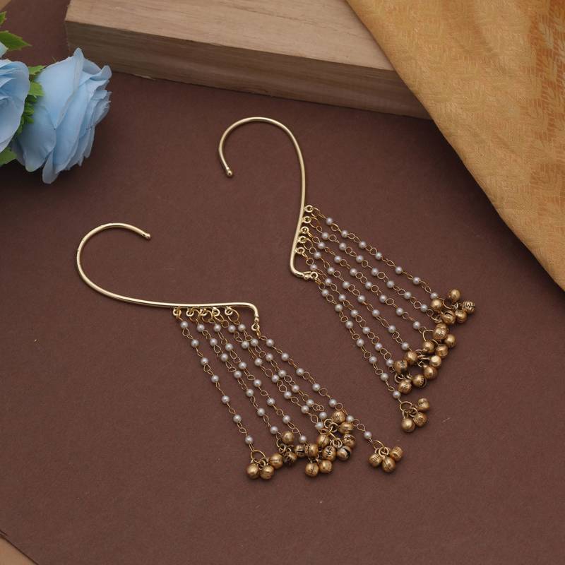 Gold color amrapali ear cuff