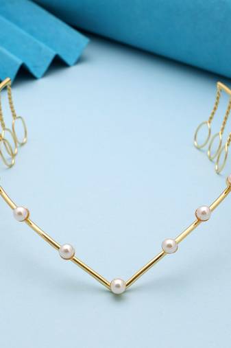 White color hair crown