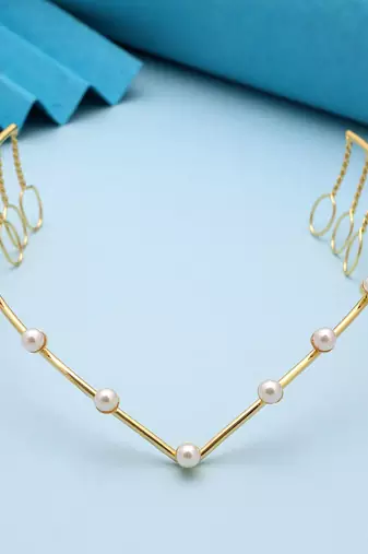 White color hair crown