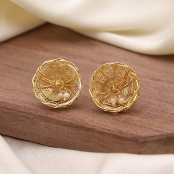 Gold color amrapali earrings 2