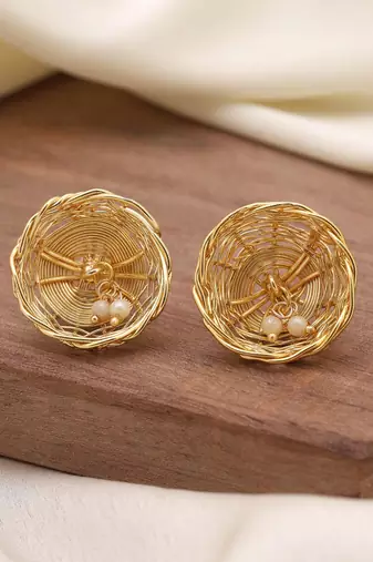 Gold color amrapali earrings
