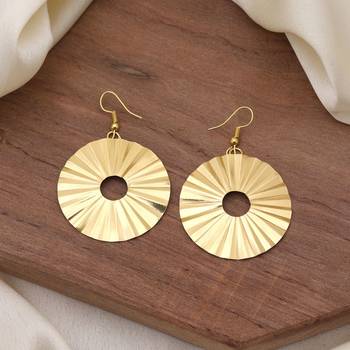 Gold color amrapali earrings 2
