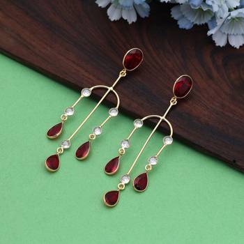 Red color amrapali earrings 2