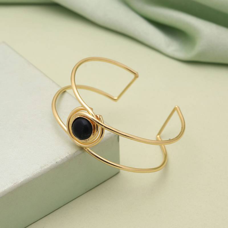 Black color gold plated bracelet