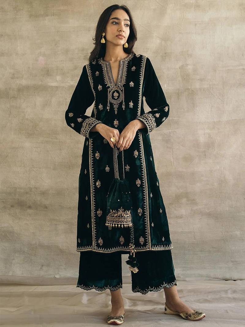 Bottle green velvet heavy thread embroidery work kurta pant set
