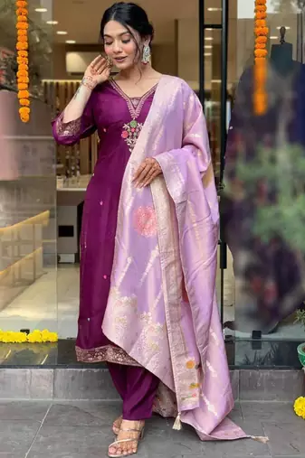 Purple chanderi heavy thread embroidery work with jacquard dupatta kurta pant set