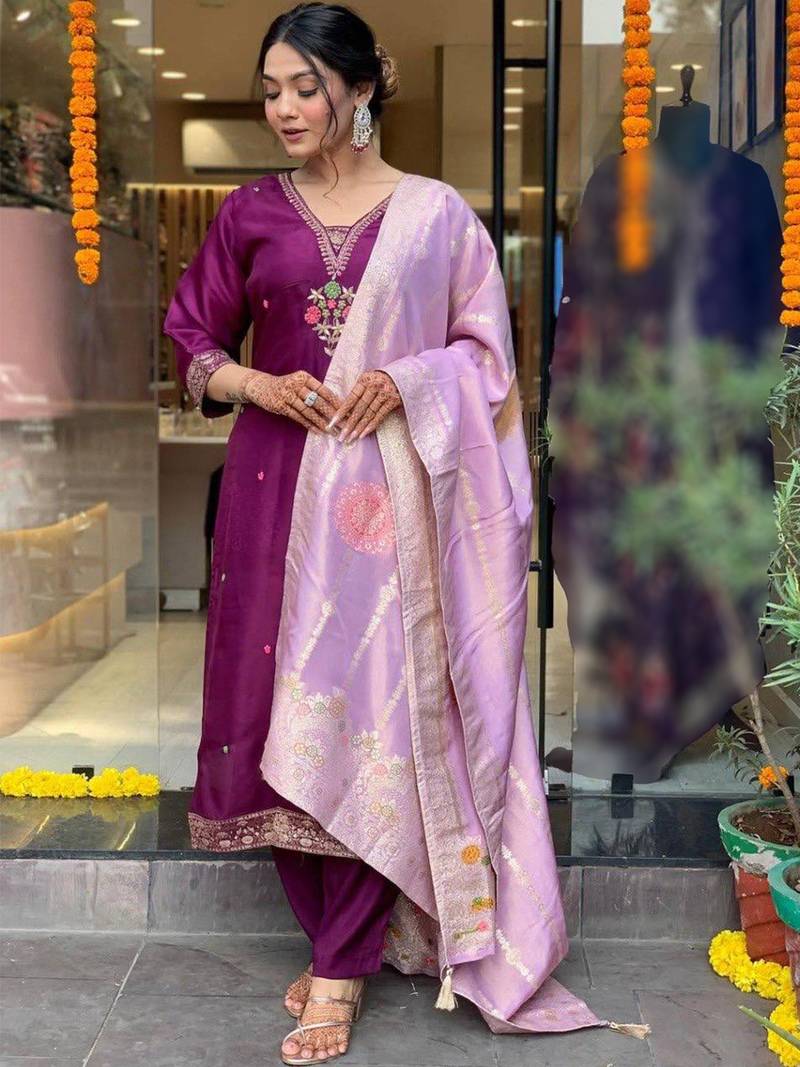 Purple chanderi heavy thread embroidery work with jacquard dupatta kurta pant set
