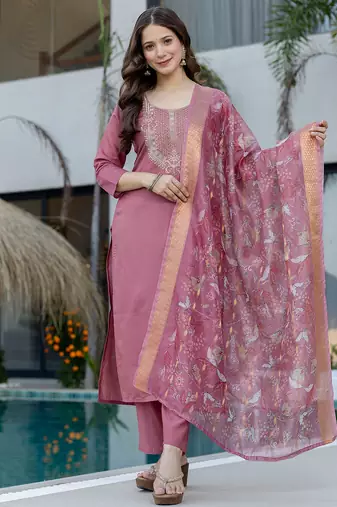 Dusty pink chanderi heavy thread embroidery work with printed dupatta kurta pant set