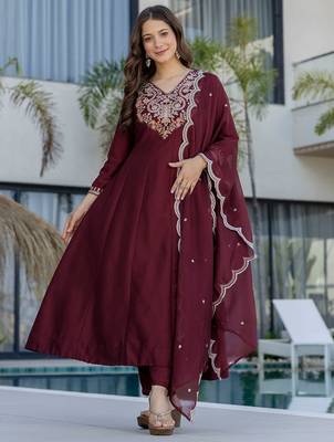 Maroon chinon heavy thread embroidery work kurta pant set 1