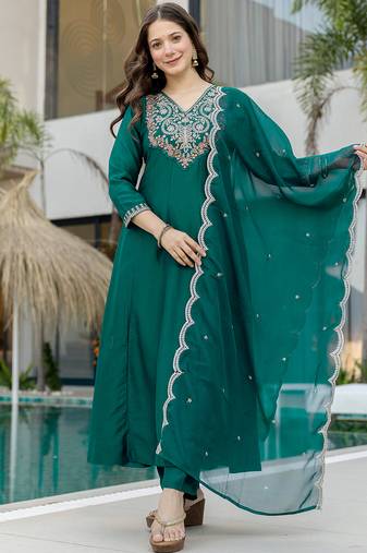 Green chinon heavy thread embroidery work kurta pant set