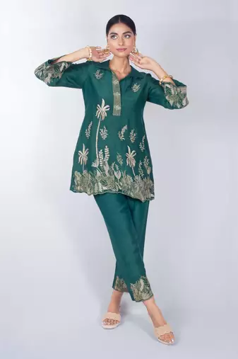 Green embroidered linen kurta set