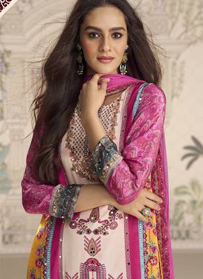 Pink crerpe silk mirror work designer plazzo suit 3