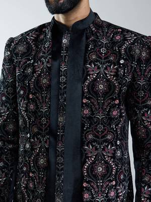 black velvet embroidered indo-western kurta pant set with mandarin collar  2