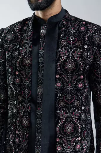 black velvet embroidered indo-western kurta pant set with mandarin collar 