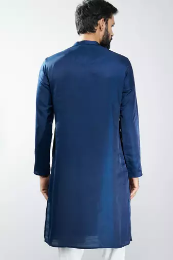 silk embroidered kurta 