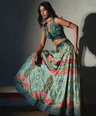 green embroidered chiffon lehenga set 4