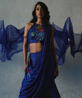 Blue embroidered chiffon saree 2