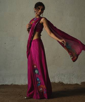 Pink embroidered chiffon saree 2