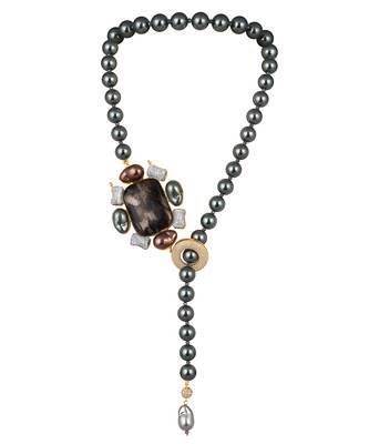 Gold plated kundan black stones necklace 3