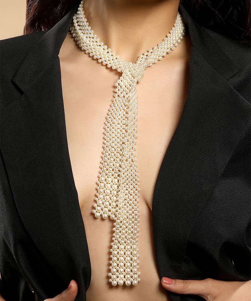 Gold plated kundan pearl necklace