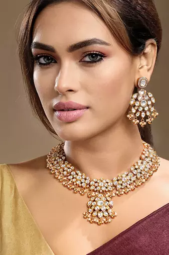 Gold plated kundan necklace set