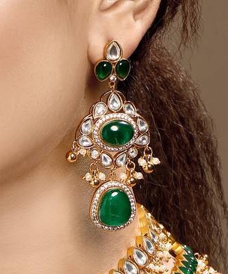 Gold plated kundan green stones necklace set 4