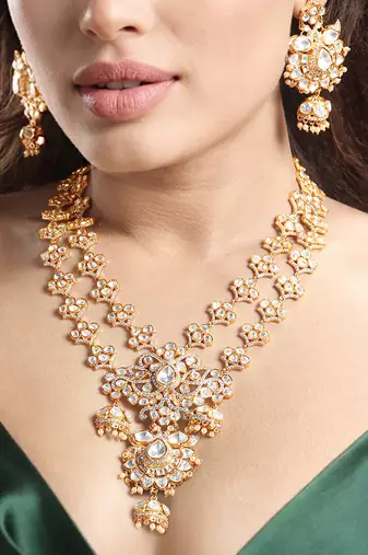 Gold plated kundan necklace set