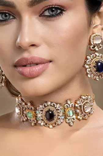 Gold plated kundan multicolor choker necklace set