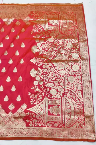rani pink silk blend paithani saree with woven work