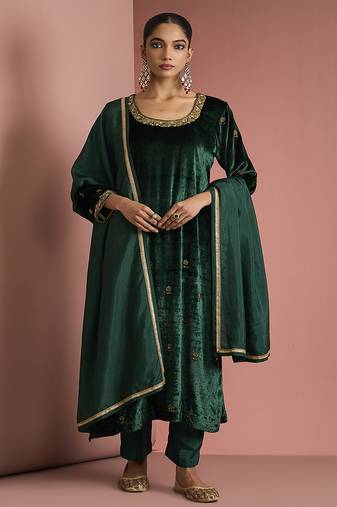 dark green velvet kurta set
