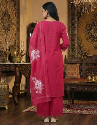 Red floral printed cotton kurta set with dupatta 2