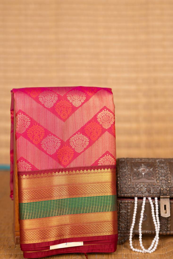 Dual tone pink and maroon soft silk saree