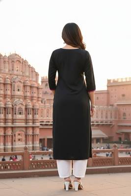 Black embroidered rayon kurta set 2
