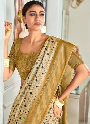 cream silk blend saree with digital print zari border 3