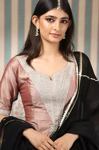 Pink embroidered kurta set