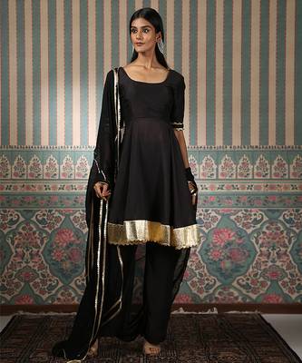 Black embroidered anarkali set 1