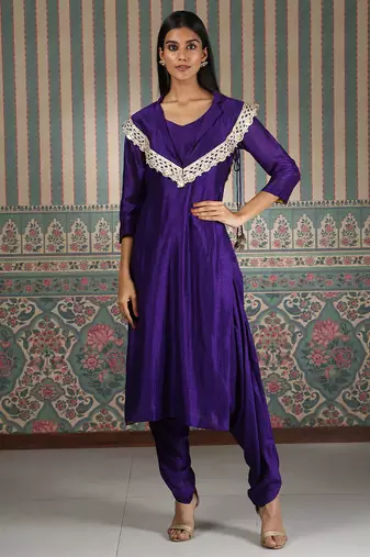 Purple embroidered kurta set with cape